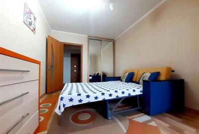 2 camere in zona Complexului Studentesc