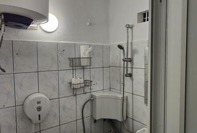 Garsonieră decomandată în Central - 5