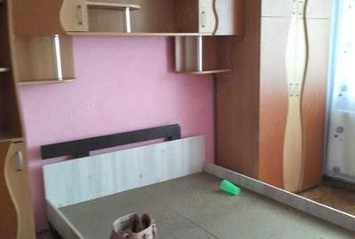 Apartament cu 2 camere decomandat în Onești - 1