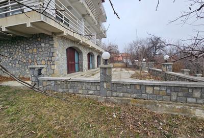 Casă cu 14 camere cu Canalizare în Central - 5