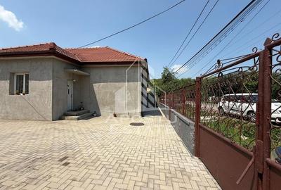 Casa individuala renovata,4 camere,garaj,teren 540 mp,Plopi - 19