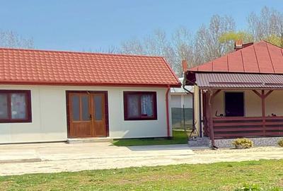Casă individuală cu 4 camere cu Canalizare în Tătărăștii de Sus - 1