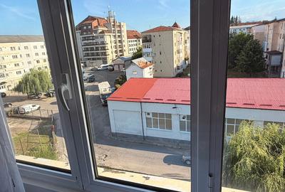 Apartament cu 2 camere semidecomandat în Central - 6