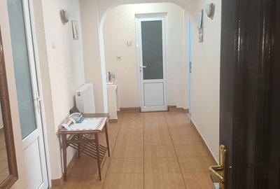 Apartament cu 3 camere decomandat în Central - 5