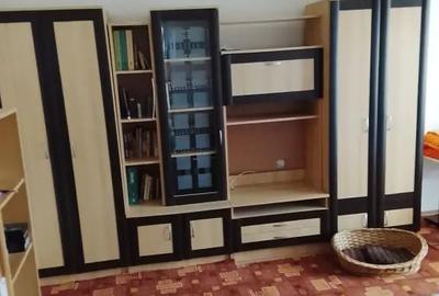 Apartament cu 2 camere decomandat în Simeria - 1