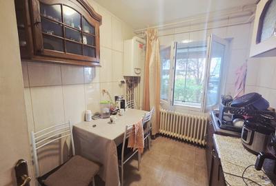 Apartament cu 2 camere semidecomandat în Podul de Piatră - 2