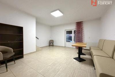 Casă cu 3 camere cu Canalizare în Dumbrăvița - 1