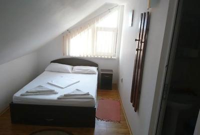 Casă cu 4 camere în Central - 1