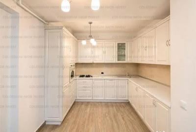 Apartament cu 3 camere decomandat în Tractorul - 10