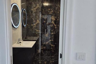 Apartament cu 3 camere semidecomandat în Central - 7