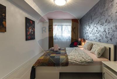 Apartament cu 3 camere decomandat, mobilat în Tractorul - 8