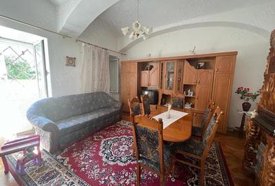 Apartament cu 3 camere semidecomandat în Boul Roșu - 11