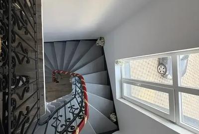 Casă cu 6 camere cu Canalizare în Moșilor - 15