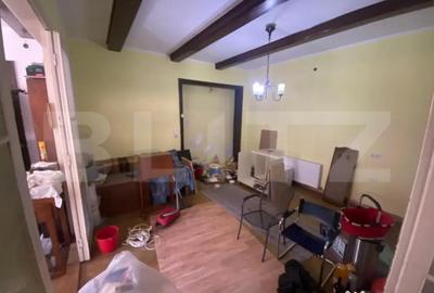 Apartament cu 6 camere decomandat în Central - 7