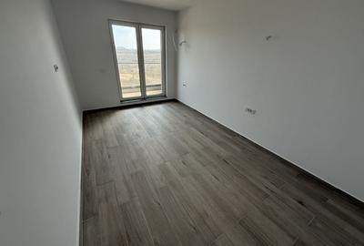 Apartament cu 3 camere decomandat în Tomis Plus - 4