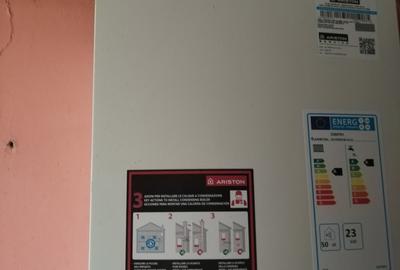 Casă cu 3 camere cu Teren 1100 Mp în Costești - 9