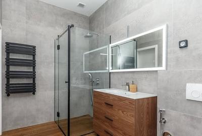 Apartament cu 3 camere semidecomandat în P-ța Unirii - 1