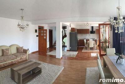 Casă cu 4 camere cu Teren 800 Mp în Livezeni - 1