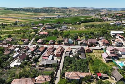 De vanzare teren intravilan - 2