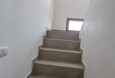 Casă cu 5 camere cu Teren 500 Mp în Sânmihaiu German - 1