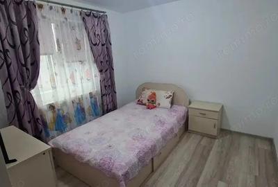 Apartament cu 3 camere decomandat în Lunca - 8