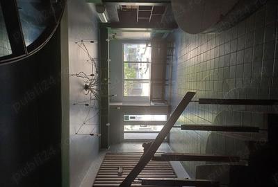 Spațiu comercial, de 377 mp, în Central - 6