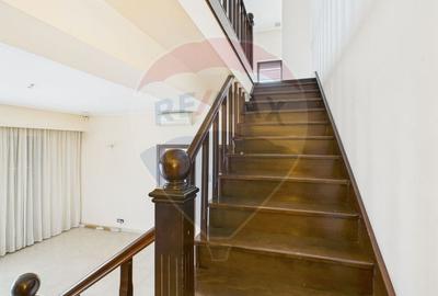 Apartament cu 5 camere decomandat în Ștefan cel Mare - 7