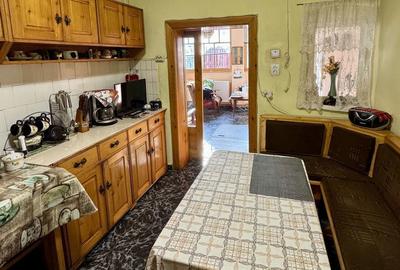 Casă cu 5 camere cu Teren 361 Mp în Central - 13