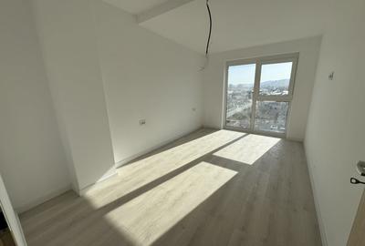 Apartament cu 3 camere decomandat în Cetății - 3