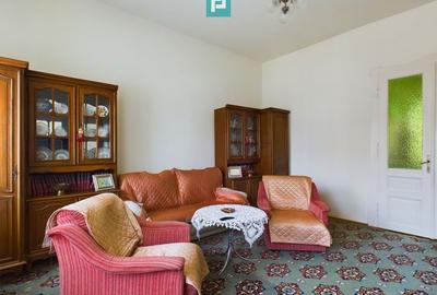 Casă individuală cu teren de 1100 mp și 3 apartamente în curte Casă individuală cu teren de 1100 mp și 3 apartamente în curte - 1