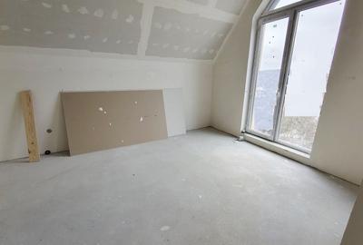 Casă cu 4 camere cu Canalizare în Dâmbul Rotund - 16