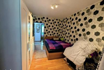 Vanzare apartament 3 camere - 2