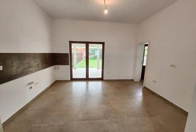 Casă cu 4 camere cu Teren 325 Mp în Moșnița Veche - 4