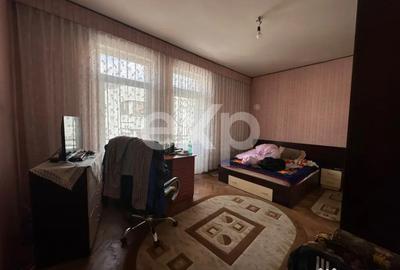 Casă cu 4 camere cu Teren 143 Mp în Moșilor - 2