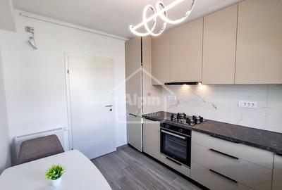 Apartament cu 2 camere decomandat, mobilat în Tractorul - 9