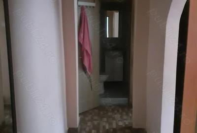 Inchiriere Garsoniera, parter fara balcon, mobilata si utilata asa cum se vede in poze zona Obor - 9