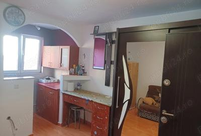 Garsoniera Zona Aparatorii Patriei 5 minute de metrou - 6