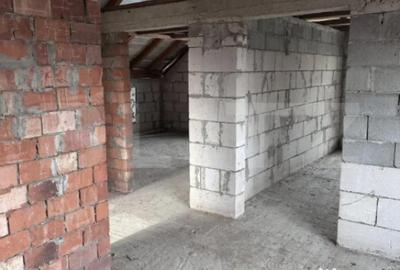 Casă cu 5 camere cu Teren 2275 Mp în Mănășturel - 5