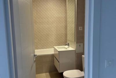 Garsoniera cu terasa mare, loc de parcare subteran, metrou Republica - 12