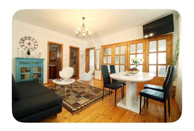 Casă individuală cu 3 camere cu Canalizare în Central - 1