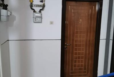 Apartament cu 3 camere semidecomandat în Exterior Vest - 16