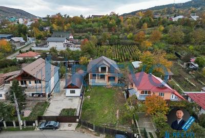 Casă cu 3 camere cu Teren 1051 Mp în Central - 6