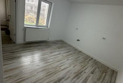 Casă cu 3 camere cu Teren 358 Mp în Joița - 7