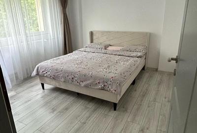 Apartament cu 3 camere decomandat în Central - 1