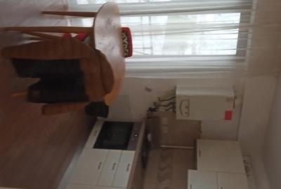 Apartament cu 2 camere decomandat în Central - 1