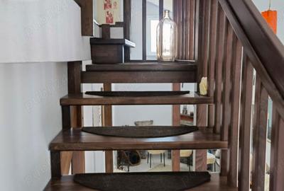 Casă cu Teren 686 Mp în Central - 3