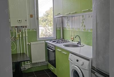 Apartament 2camere semidecomandate M19, etaj2