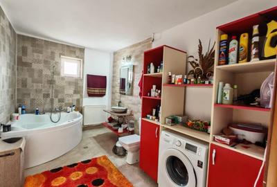 Casa de vanzare Mangalia, zona de case - 17