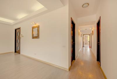 Modern 3 bedroom apartment near British School. FIRST RENTAL. - 7