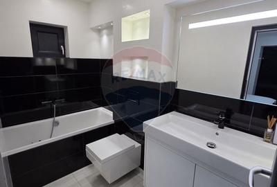 Apartament cu 3 camere etajul 1, zona Poienita - 15